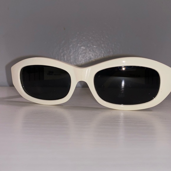 ✨GIANNI VERSACE GLASSES✨ - Picture 3 of 10